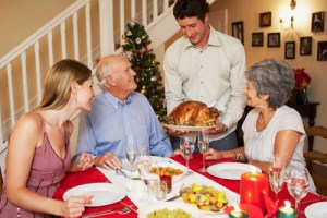 Las comidas familiares en Navidad se alargan con horas
