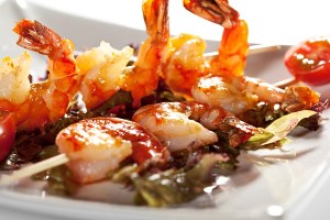 Tomar un aperitivo de gambas media hora antes de comer disminuye el hambre y ayuda a no pasarse en las cantidades