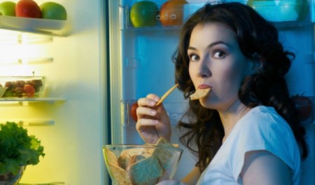 7_cosas_de_por_que_comes_cuando_no_tienes_hambre